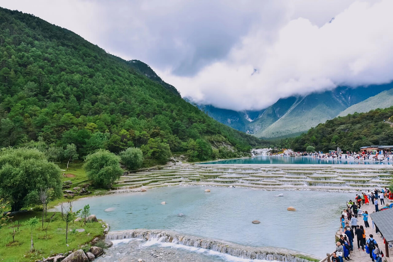 丽江蓝月谷景区