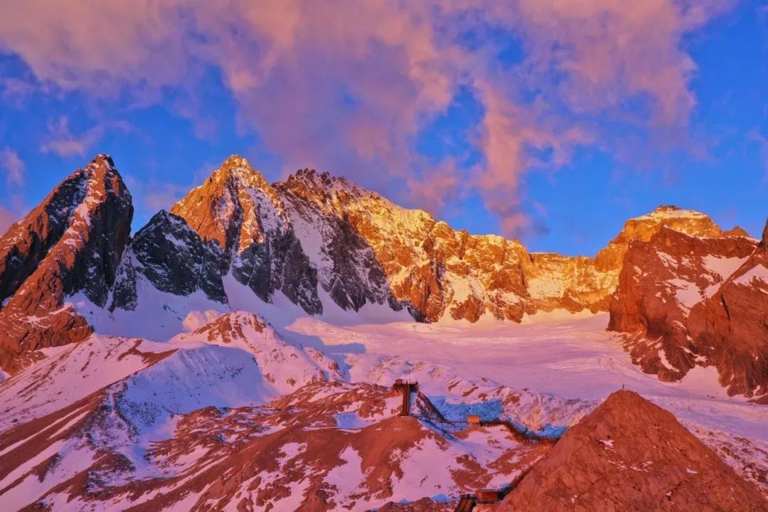 来日照金山"玉龙雪山",收获美好与幸运